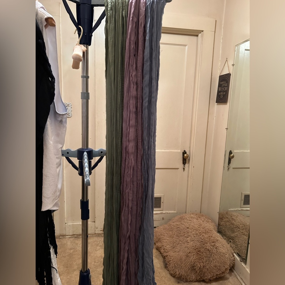 Fashion scarves